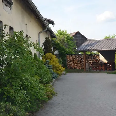 بيت ضيافة U Konicka