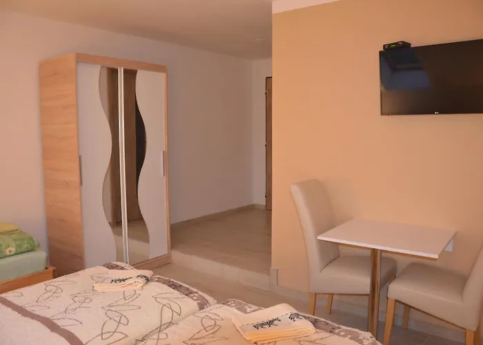 U Konicka بيت ضيافة 3*